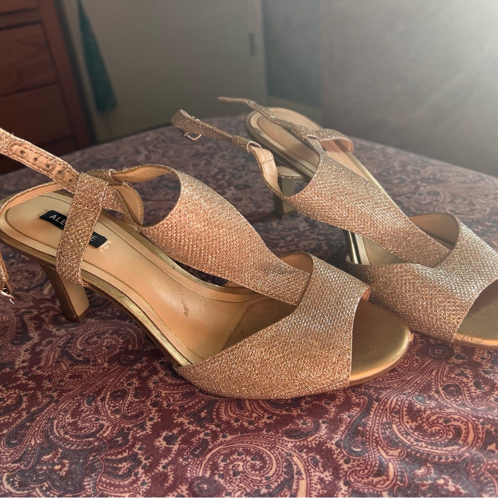 Alex Marie Women's Gold Strappy Heels